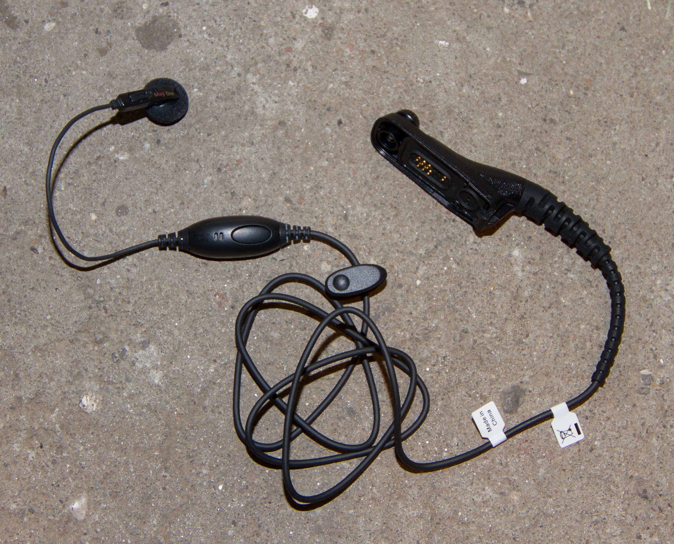 Headset (Earbud)